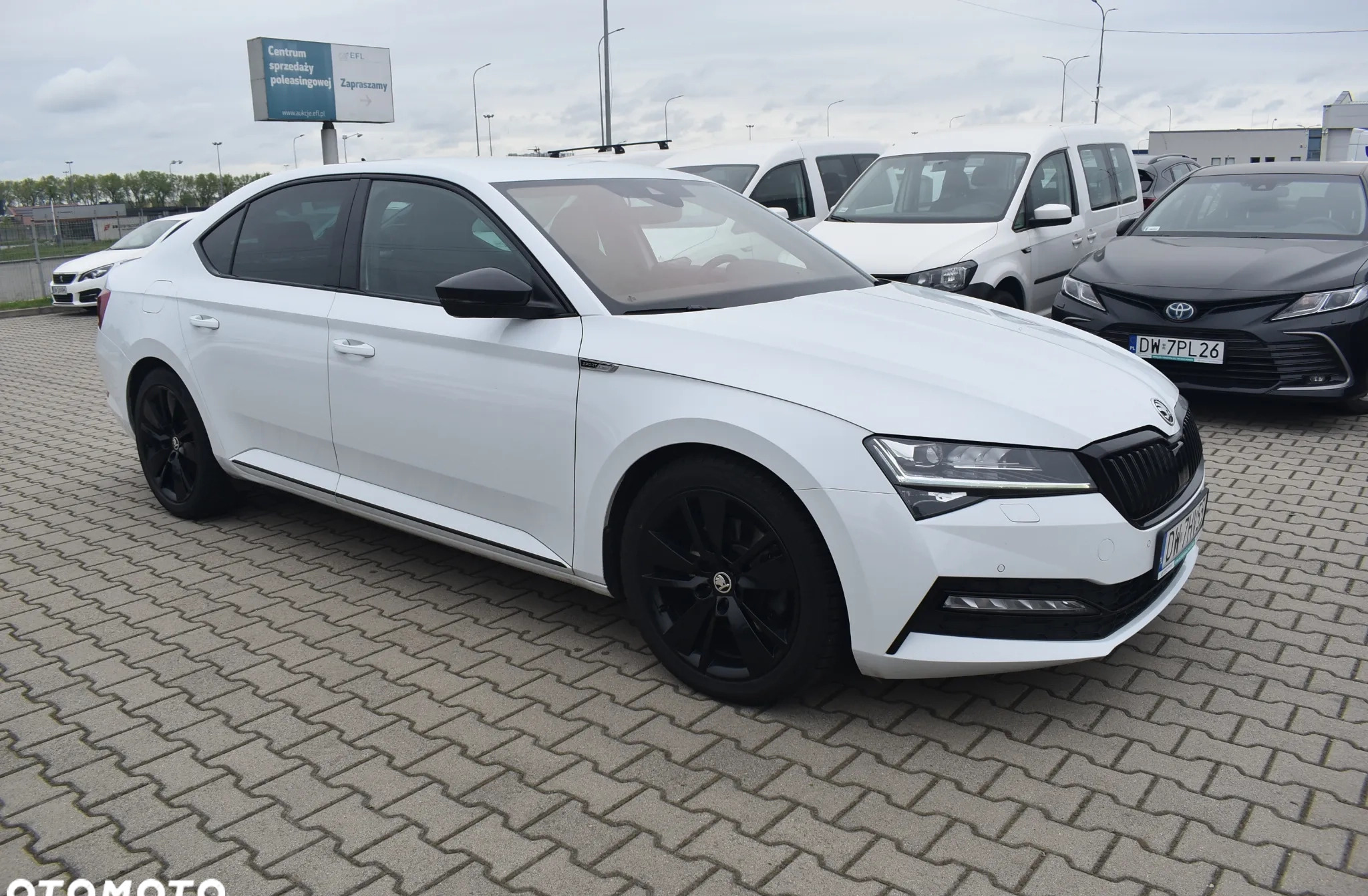 Skoda Superb cena 82300 przebieg: 218319, rok produkcji 2020 z Wąchock małe 781